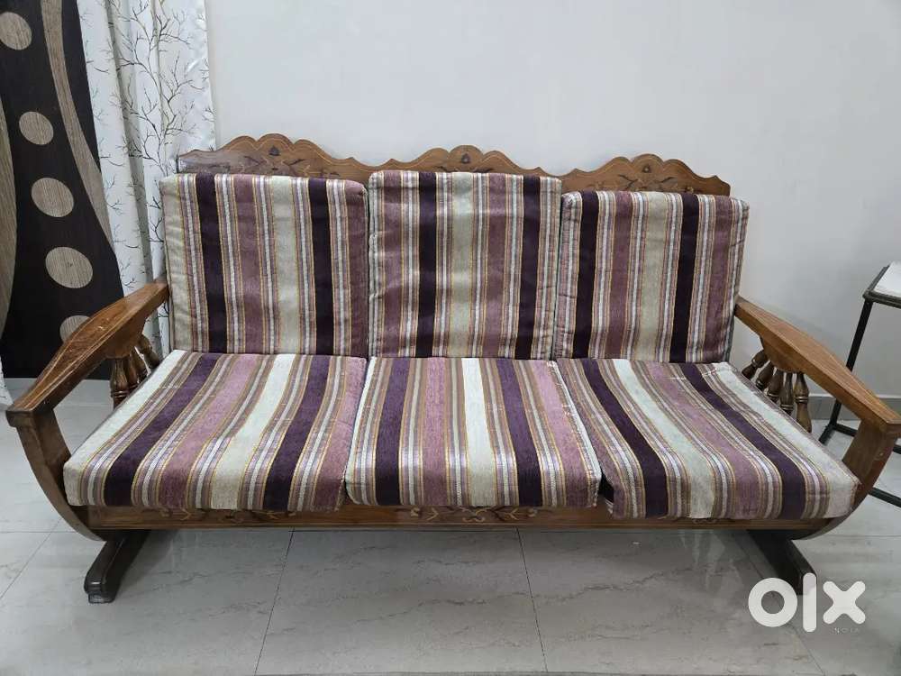 Teak Saagwan Sofa Set with center table