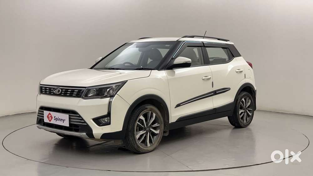 Mahindra XUV300 1.2 W8 (O) AMT Petrol, 2021, Petrol
