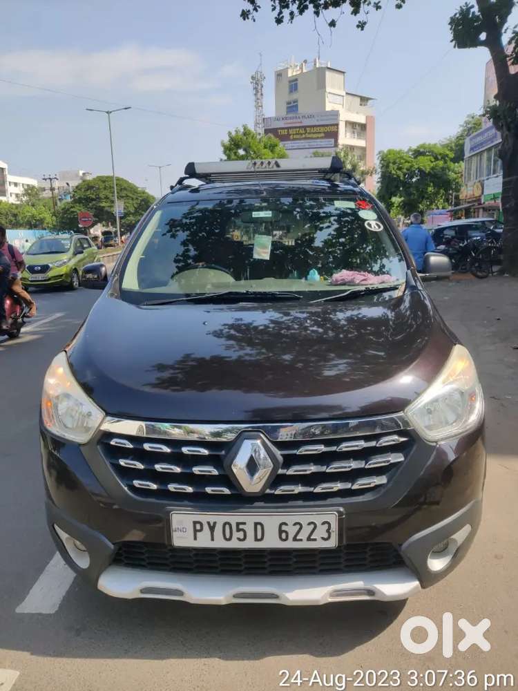 RenaultLodgy2017Diesel Well Maintained,doctors car, company service.