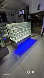 Cake Display Countar.  Sweet Display Countar