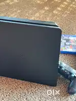 Sony PlayStation 4 Slim PS4