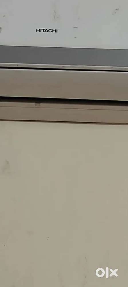 Hitachi 2 Ton 3 Star AC (DC Inverter)