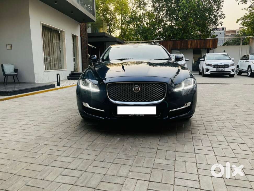 Jaguar XJ L 2.0 Petrol, 2017, Petrol