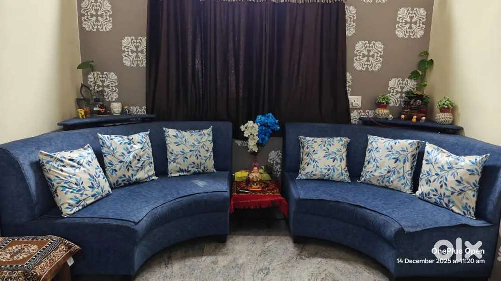5 seater sofa comfortable n good condition