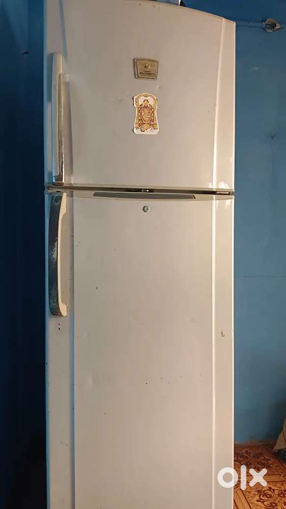 Double door fridge