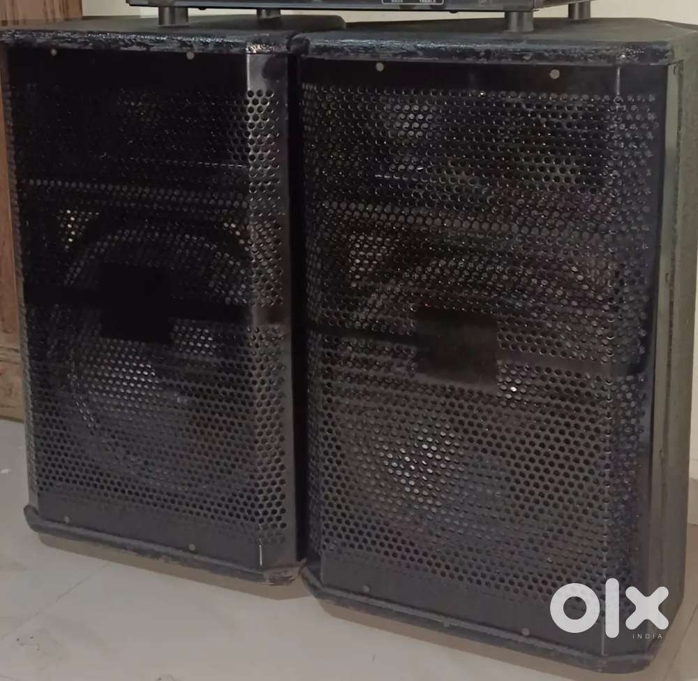 दोसो दोसो वाट के दो स्पीकर