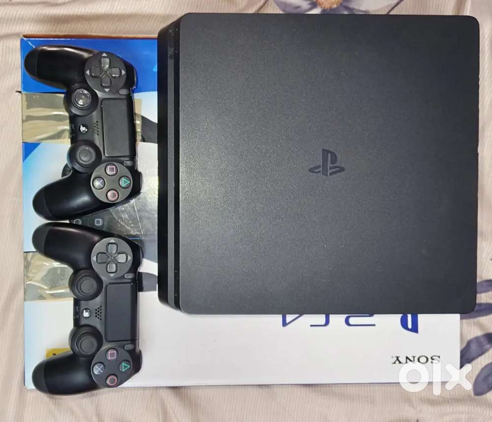 PS4 Slim 1TB Version 9.0