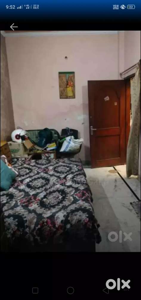 Pg in 2000 near Sahara hotel madh jeety madh Island