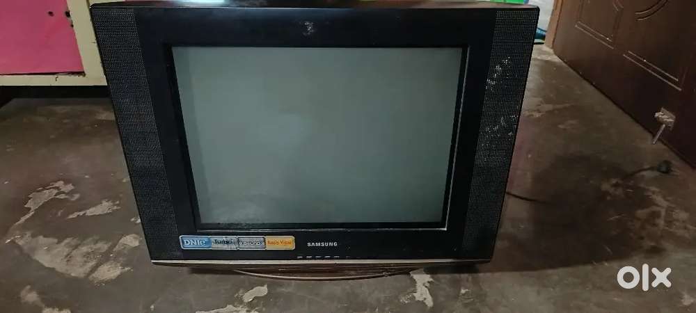 SAMSUNG TV