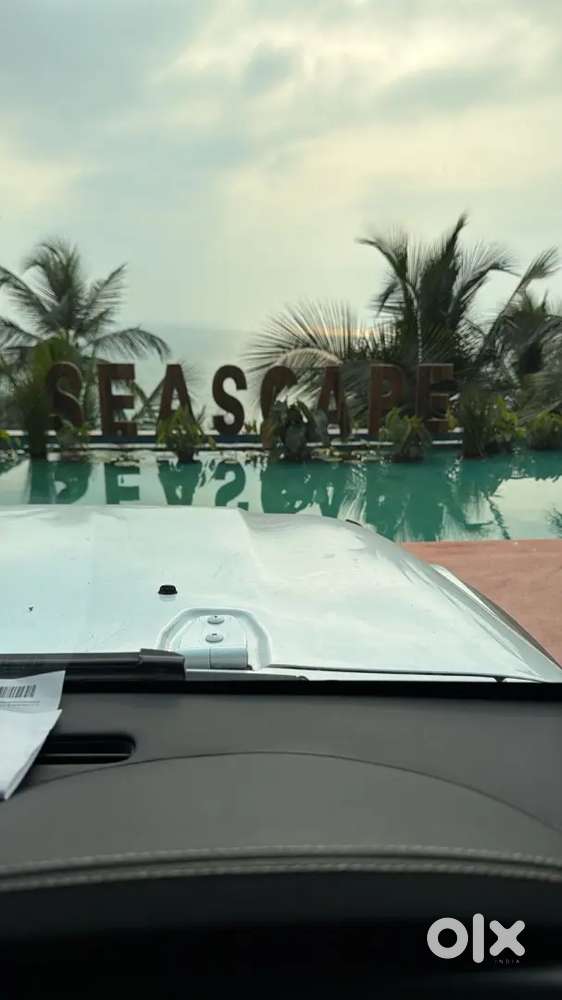 Housekeeping staff/Supervisor, Restaurant waiters/Supervisor