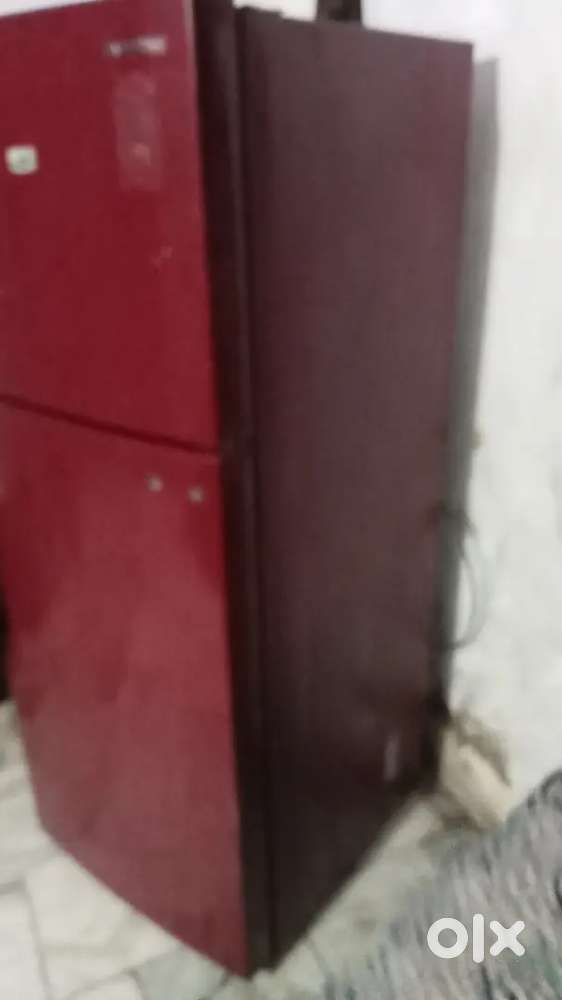 Good condition    semsang.  2 dor