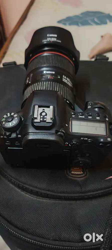Canon 6D Mark 2 with box