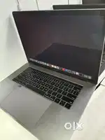 A1990( Apple Macbook)Core i7 8th Ram 16GB SSD 500GB