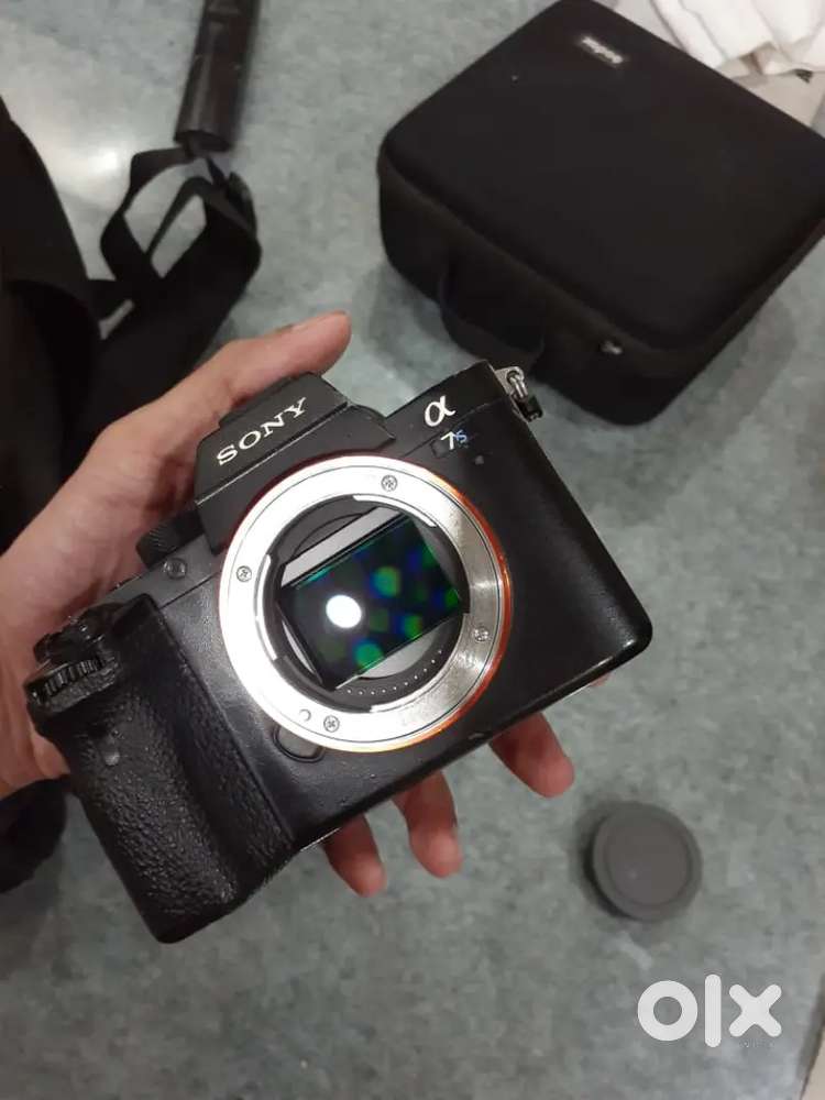 Sony alpha a7s2 new + 6 batteries