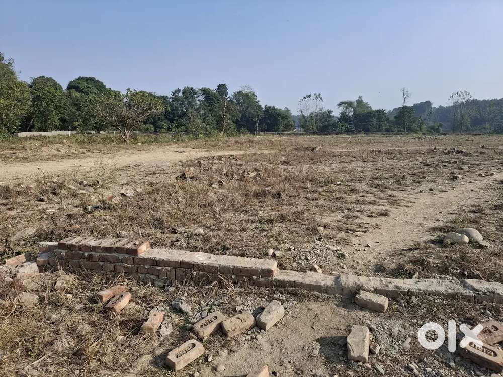 200 gaj plot in badowala