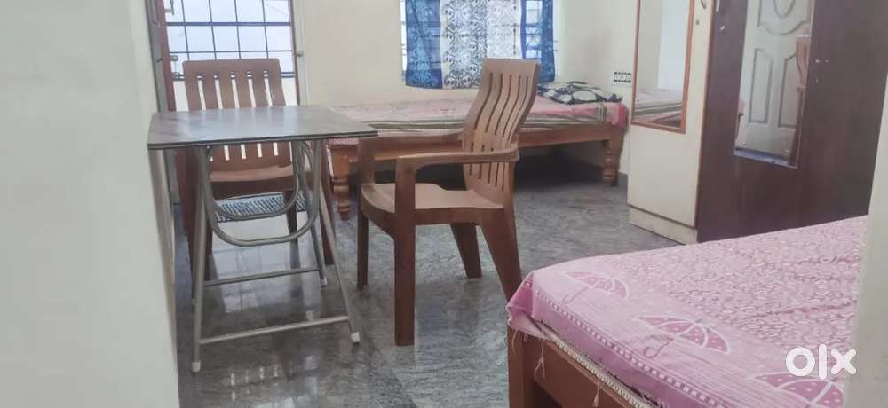 Single Room PG for Rent in BTM 4th Stage nearby Bommanahalli