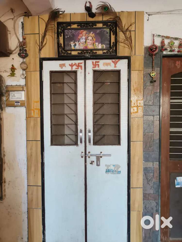 2 BHK furnished flat for rent