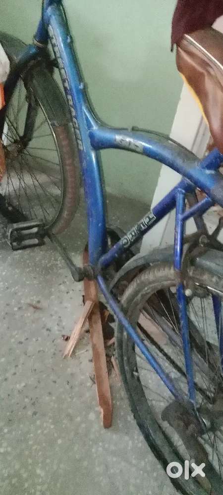 Cycle for good material for Hero company