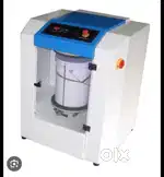 Paint bucket mixer machine for paint shop