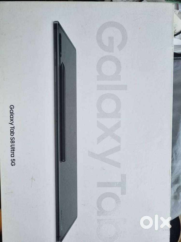 Samsung Galaxy Tab S8 Ultra 5G -12 GB RAM / 256 GB storage + Full Accs