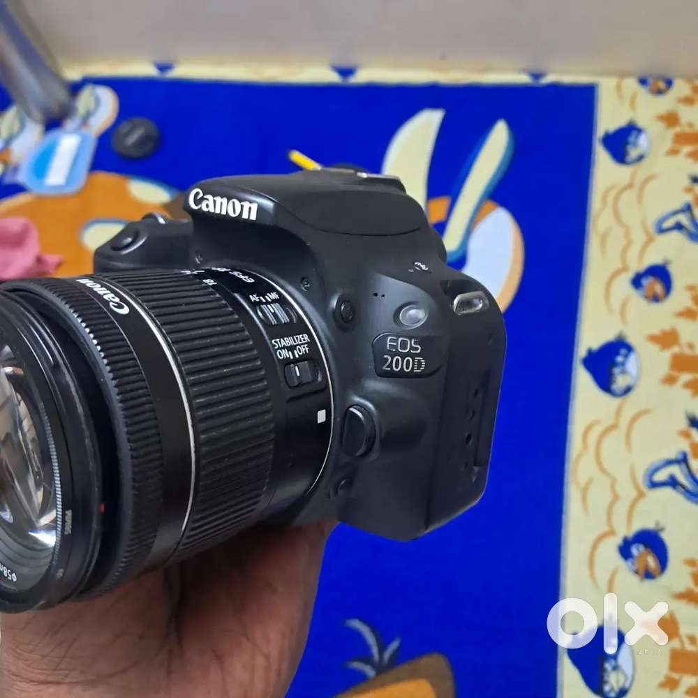 Canon 200d