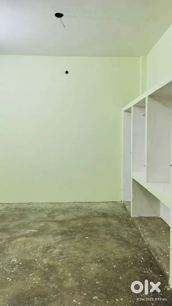 Room and Kitchen available for Rent