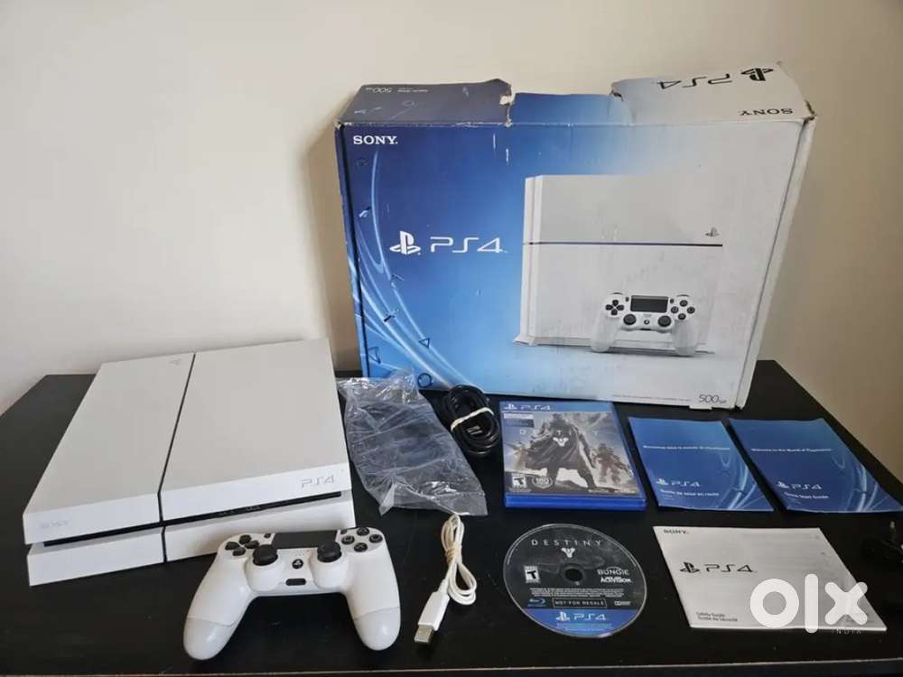 Sony PlayStation 4 500GB Glacier White Console Limited Edition Destiny