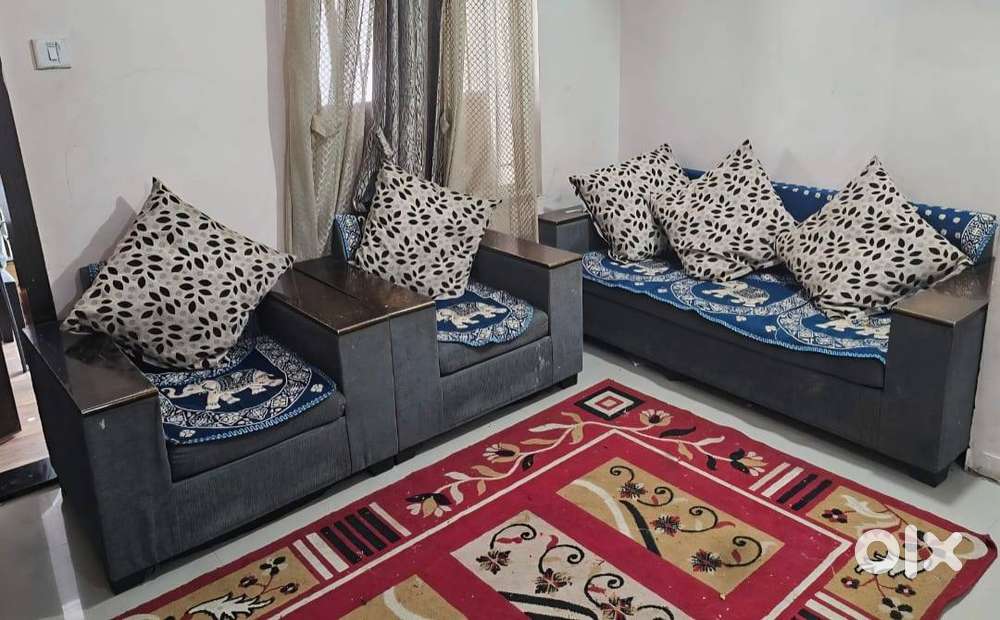 Sofa (3+2), mirror cabinet, carpet, curtains