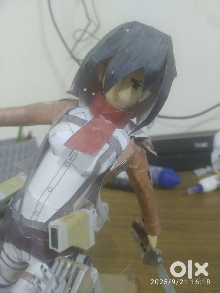 Mikasa Ackerman papercraft action figure