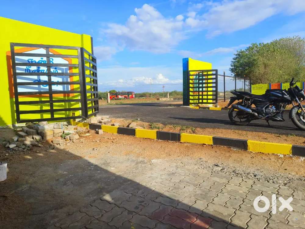 Affordable price plots in Kulathur EB office