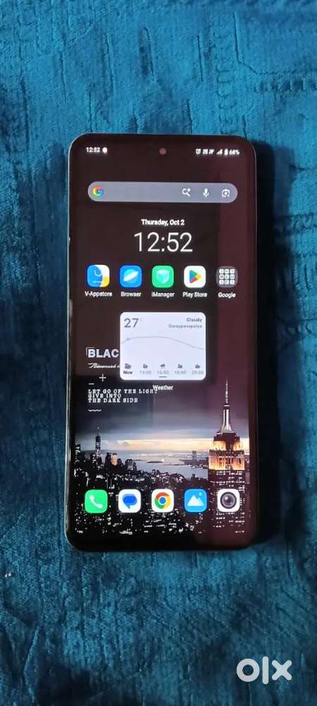 Vivo y58(5G) 8+8/128GB 11 months old only mobile and charger back case