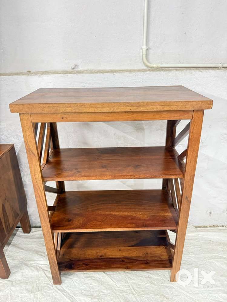 URBAN LADDER : LALA Solidwood Bookself for Sale. UPTO 70% OFF SALE.