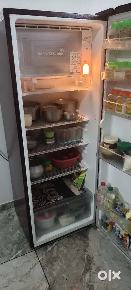 LG 270 LITRE