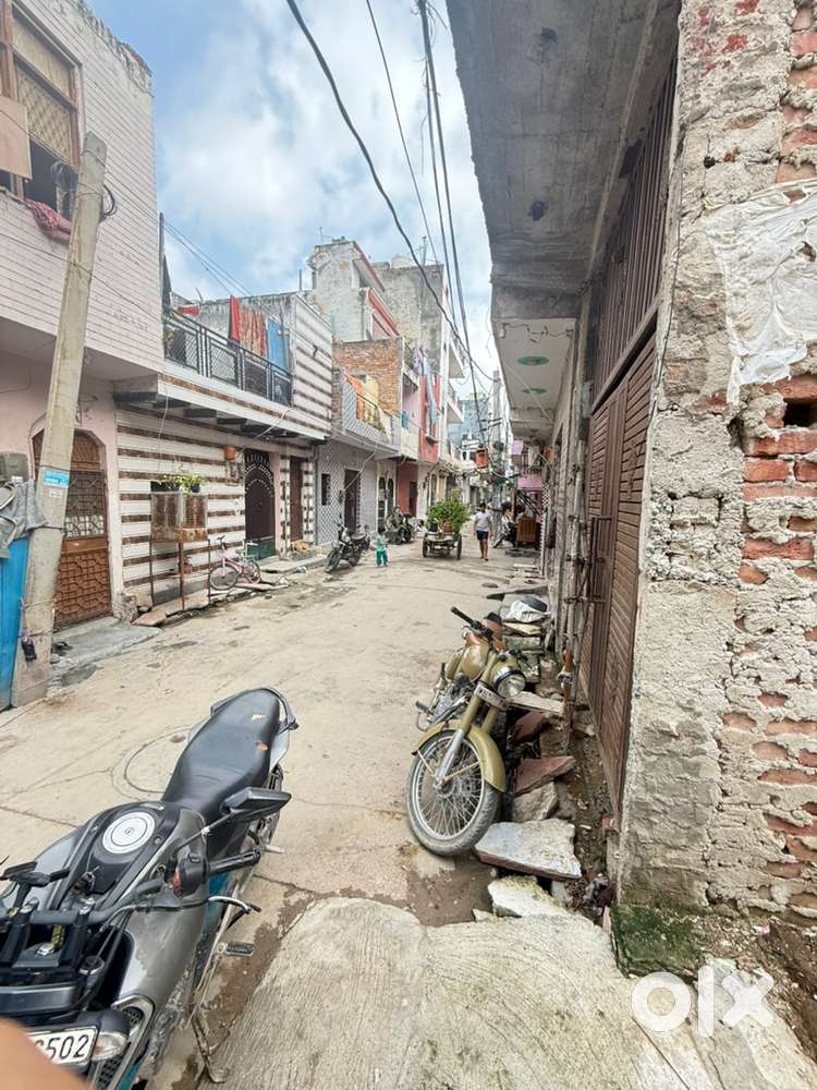 62.5 gaj plot 20 feet gali