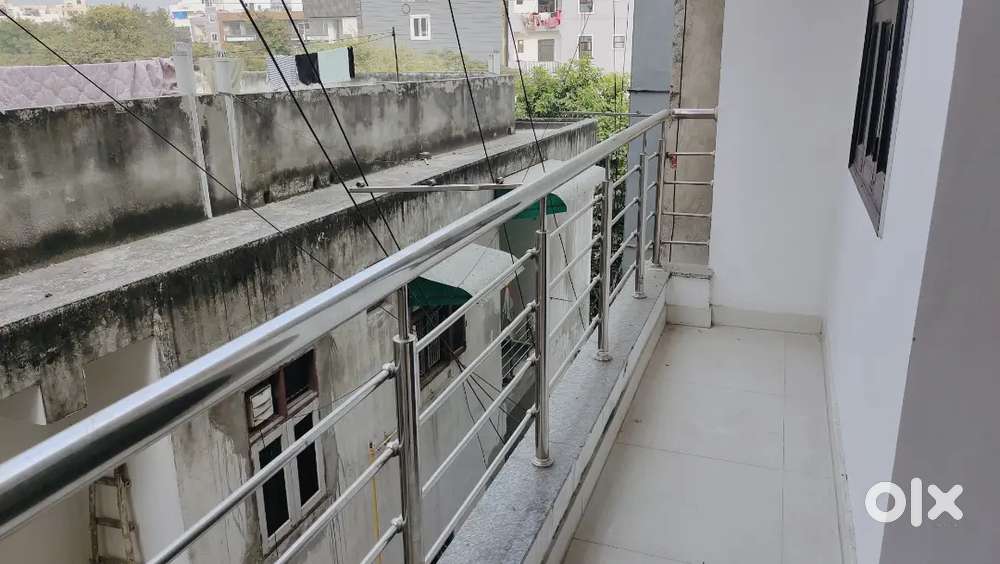 BRAND NEW 2BED PARKING SEC-19 DWARKA