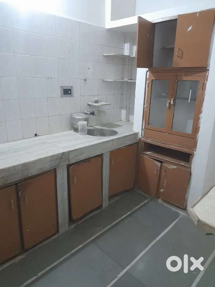 Residence cum Comercial 4B2H2K Bunglo on TPRoad at AJWA WAGHOODIA ROAD