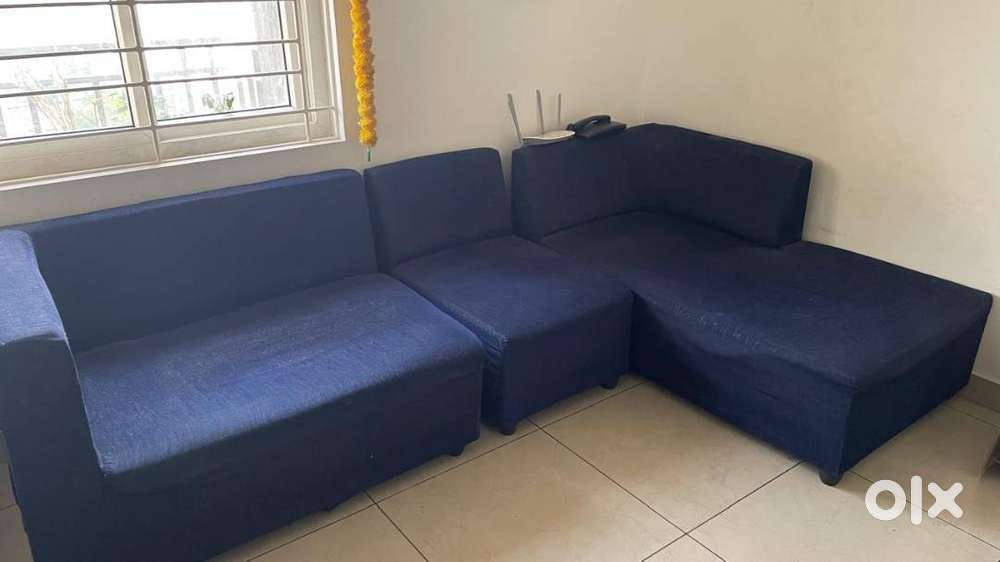 Superb Sofa set for sale. Only Rs. 2000. Chandanagar/Madinaguda area