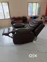 Recliner sofa