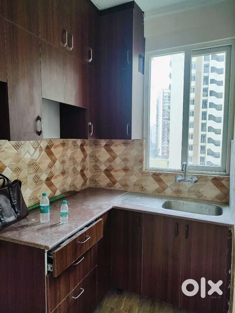 2bhk Amrapali Golf Homes