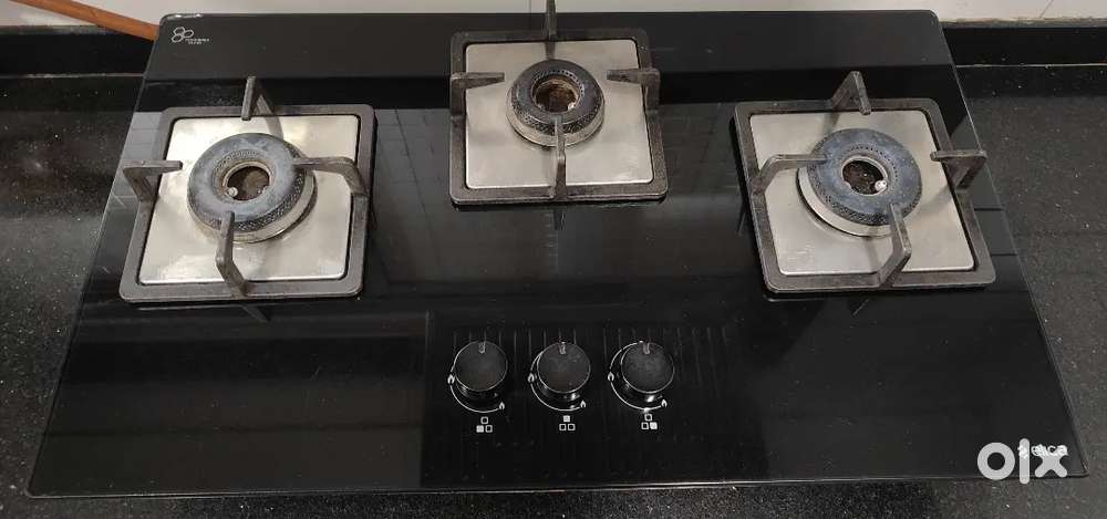 GAS STOVE.