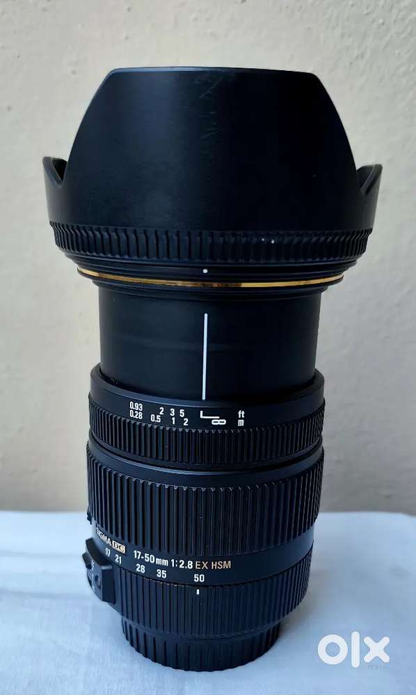 SIGMA (CANON) 17-50MM f/2.8 DC EX (OS) HSM LENS SUPER wide at 2.8