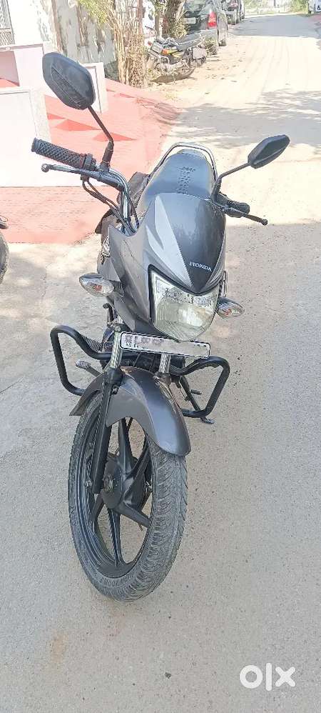 Honda Shine Motorcycle in very good condition