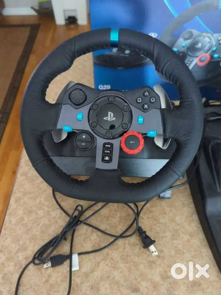 Logitech G29 Driving Force Racing Wheel Pedals