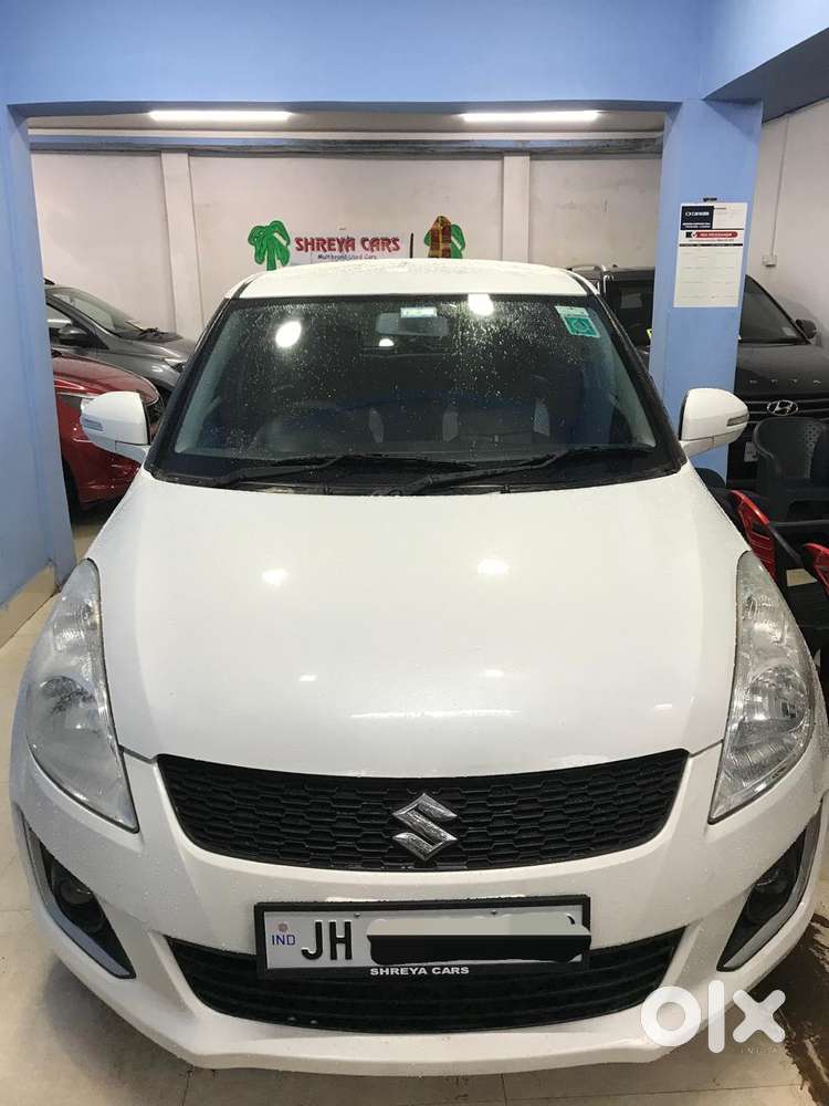 Maruti Suzuki Swift VXi + Manual, 2016, Petrol