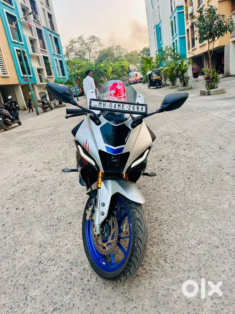 Yamaha R15M