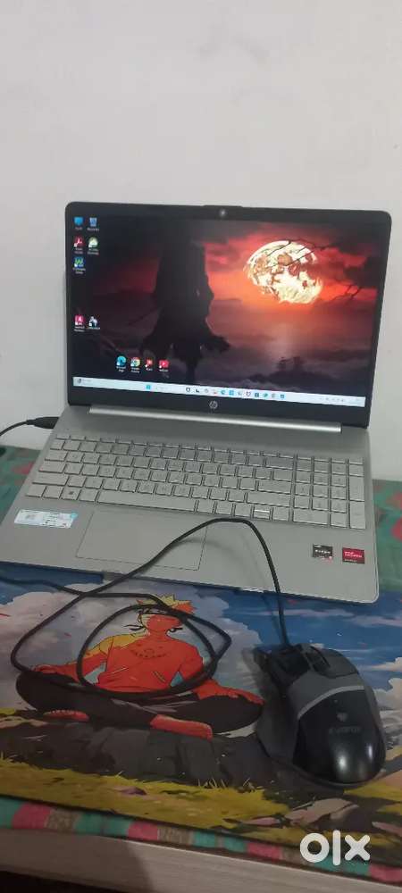 HP 15s (Ryzen 5, 8GB RAM, 512GB SSD)