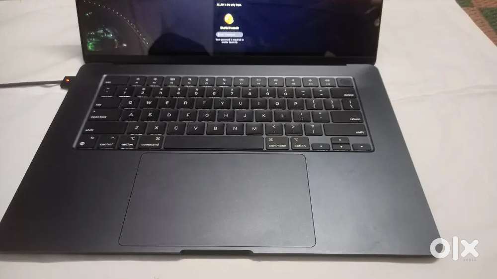 Apple MacBook Air 15 MRYU3H M3 256GB