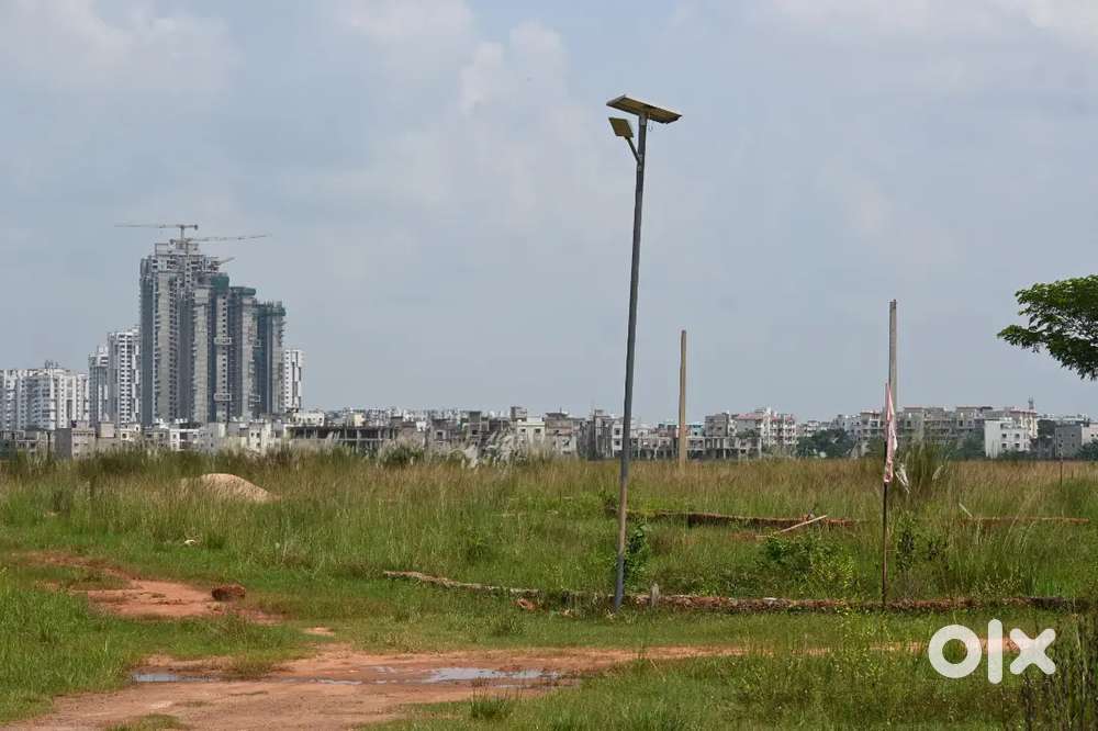 Plot selling near patia KIIT University back side