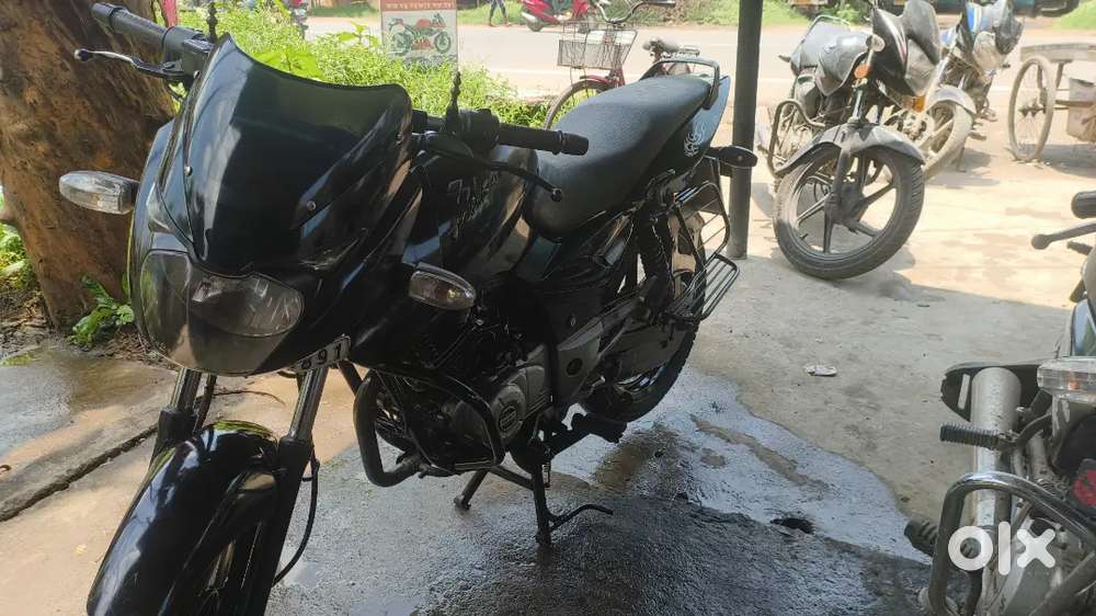 Bajaj Pulsar 150 - Excellent Condition, Great Mileage, Best Price