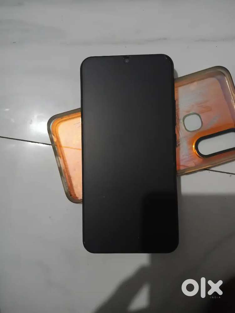 Vivo y15 4 64 hai
